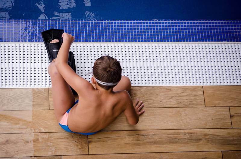 Faire construire une piscine Aquinox sur mesure avec fond personnalisable à Lyon